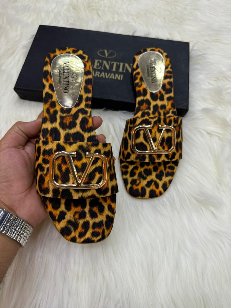 V Leapord Slipper