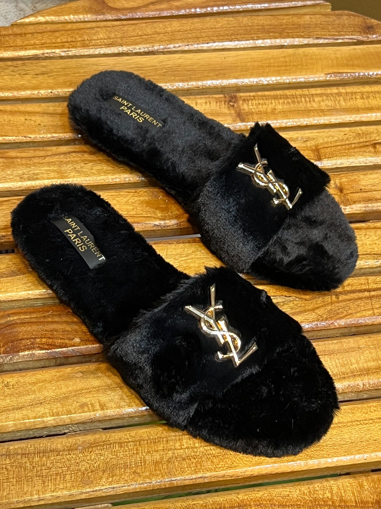 Furry Slides in 2 amazing colors