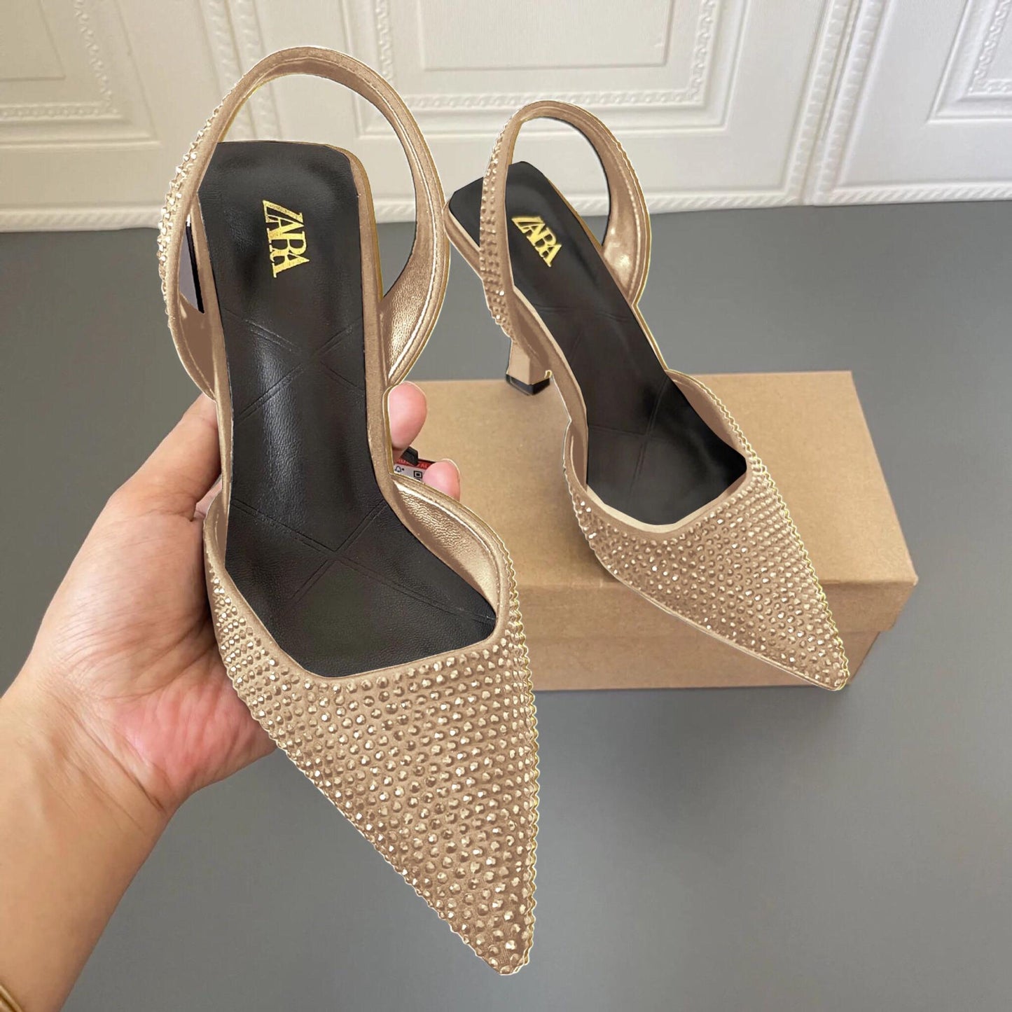 DEJA VU STONE HEEL Golden
