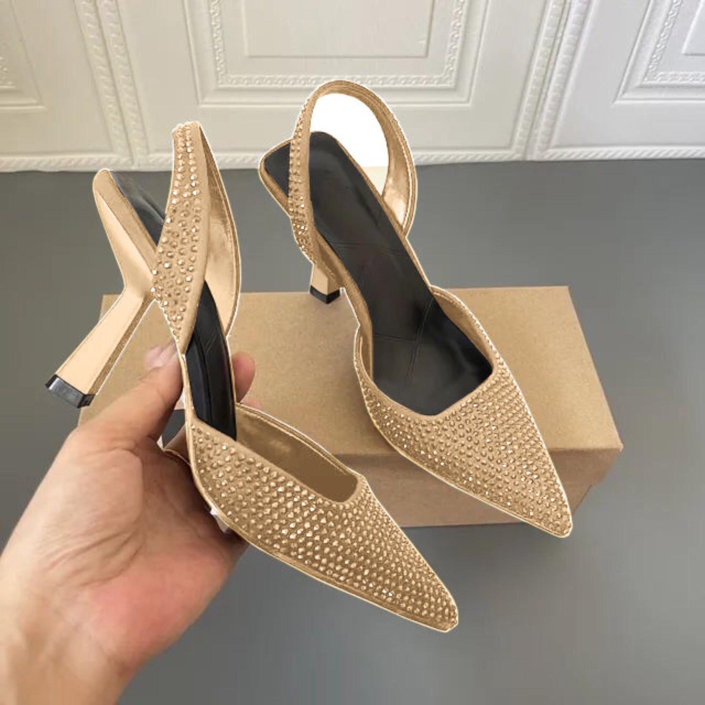 DEJA VU STONE HEEL Golden