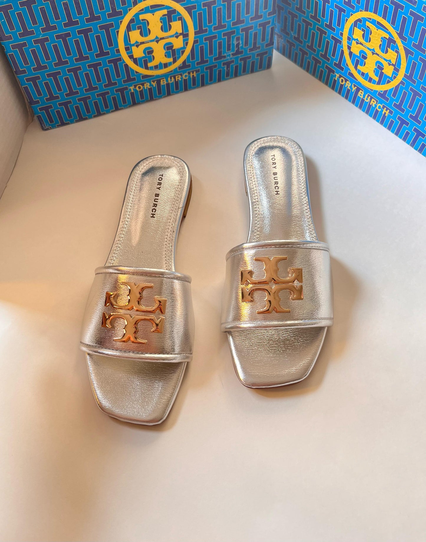 BLITZ Silver Flat