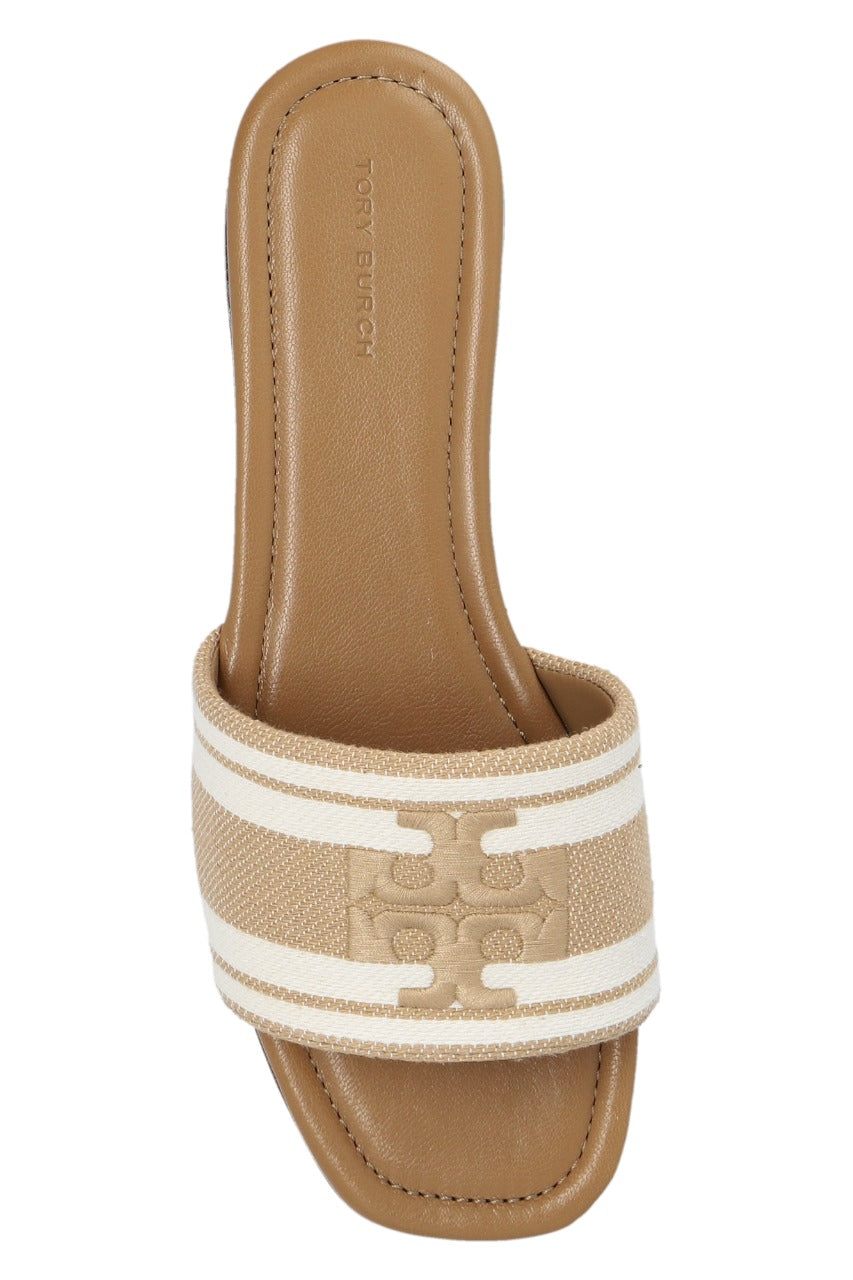MOCO BEIGE FLAT