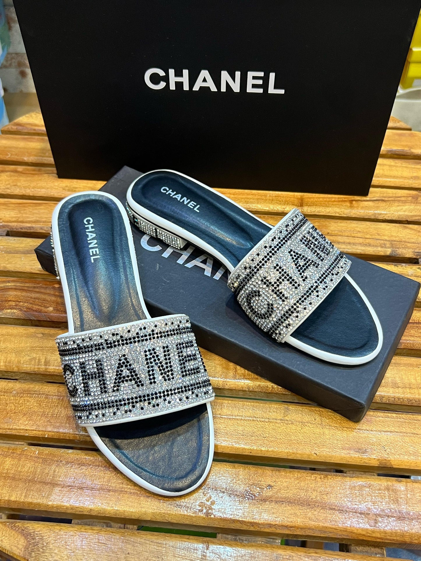 CH-Stone Flats in 2 amazing colors
