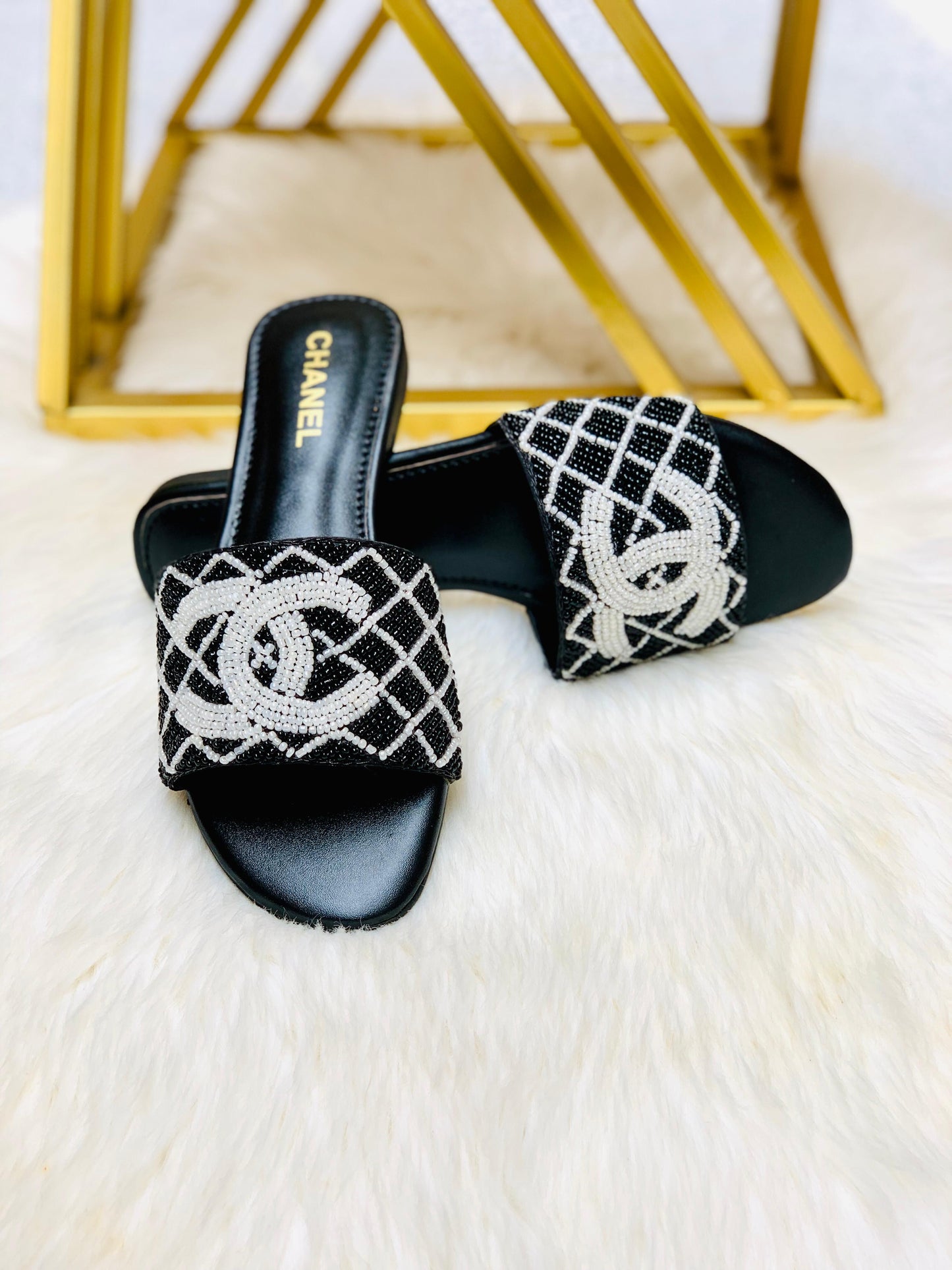 Vinny CH Pearl Flats