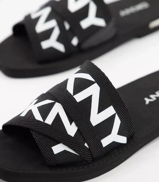 Signature Flat Black