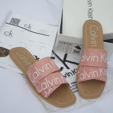 CK In 4 Amazing Colours Flat