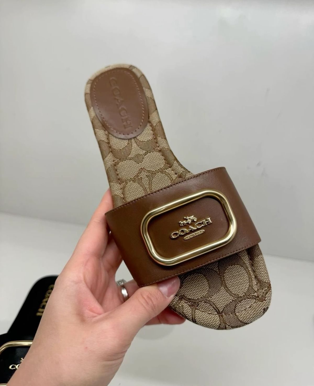 New Arrival Coach Flats